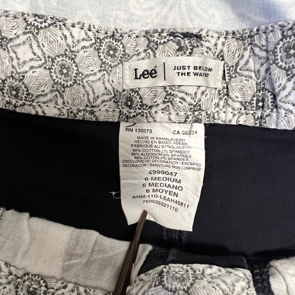 lee pants  JUST BELOW THE WAIST woman’s natural fit - Picture 8 of 11